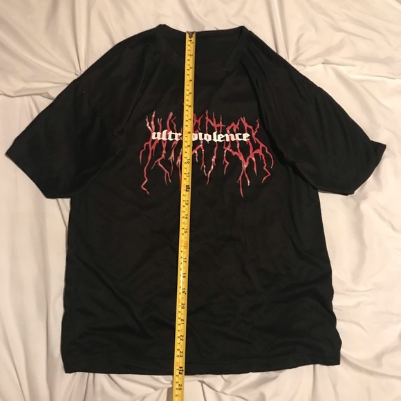 Black and Red Tee-Shirt | Lightning | Streetwear | Grafic Tee - Picture 2 of 5